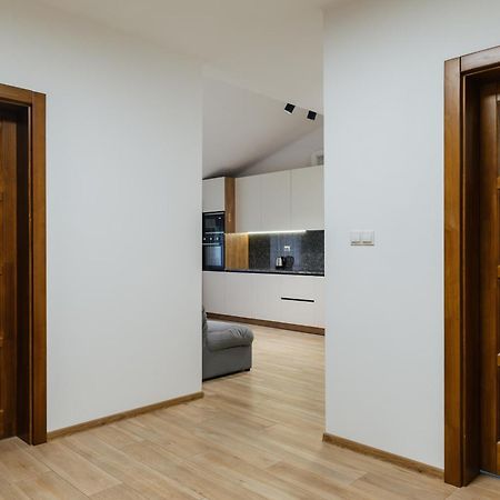 Luxury Apartments Uzhorod מראה חיצוני תמונה