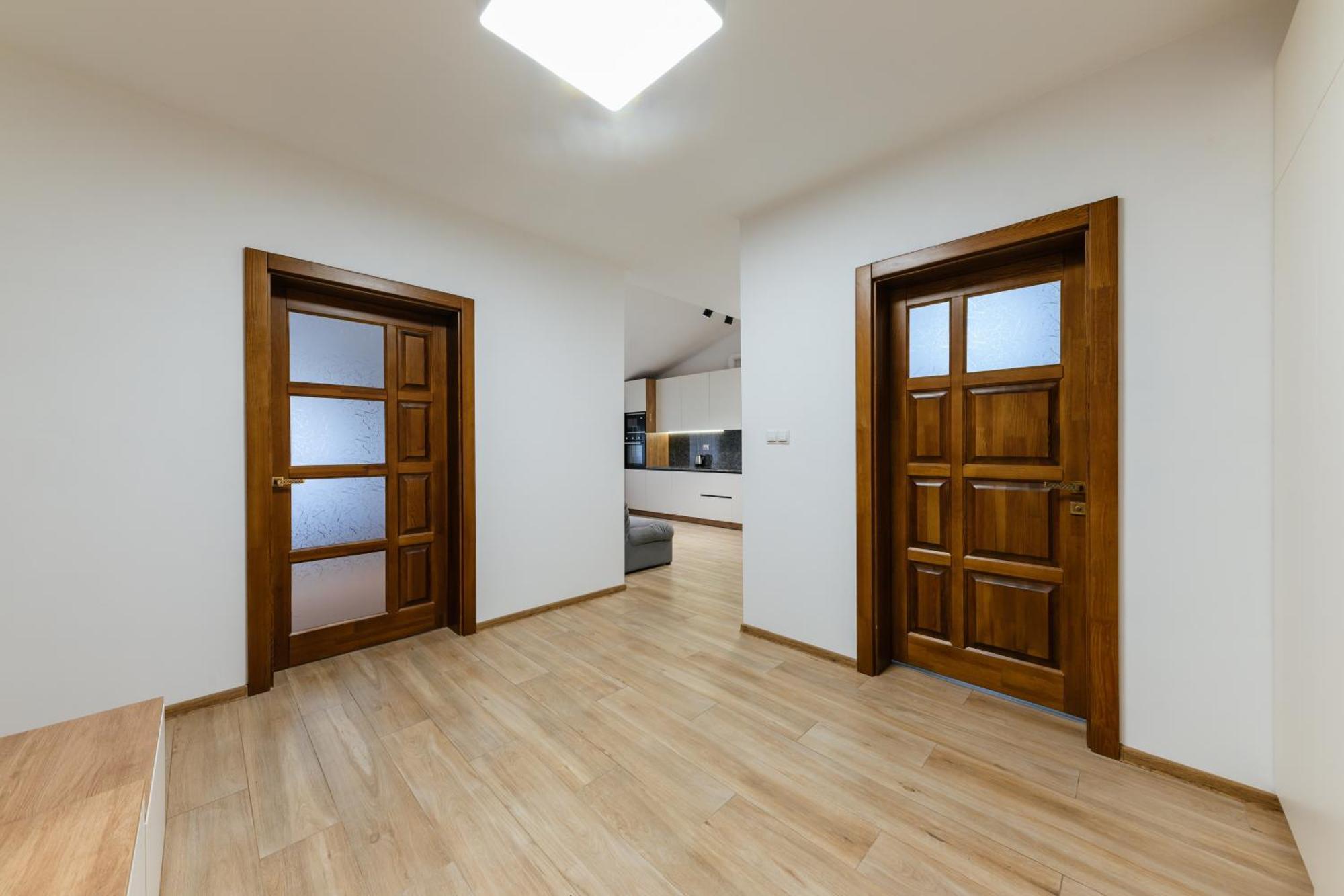 Luxury Apartments Uzhorod מראה חיצוני תמונה
