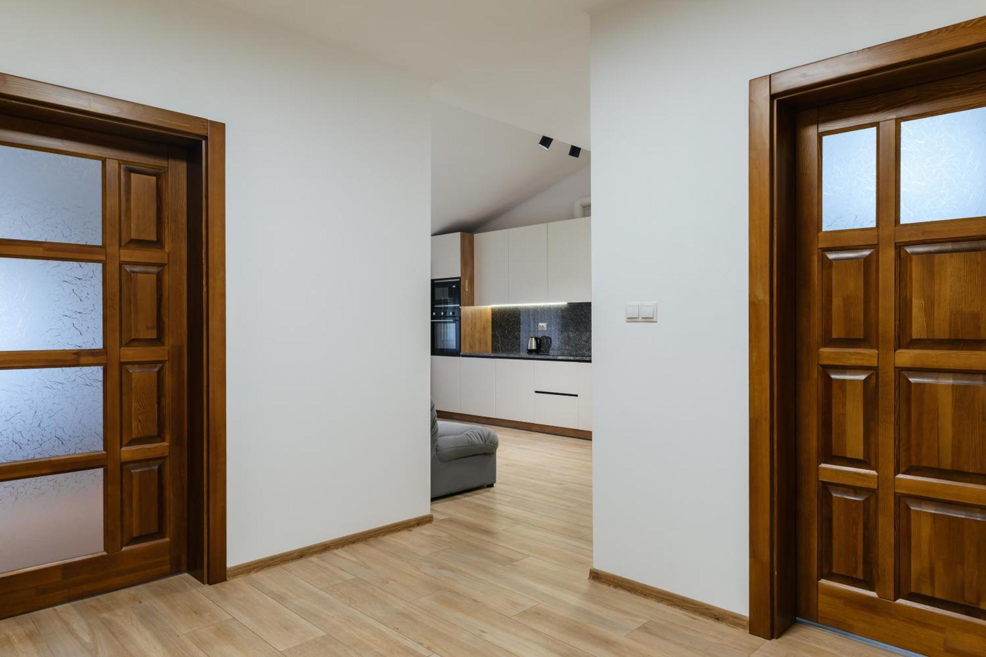 Luxury Apartments Uzhorod מראה חיצוני תמונה