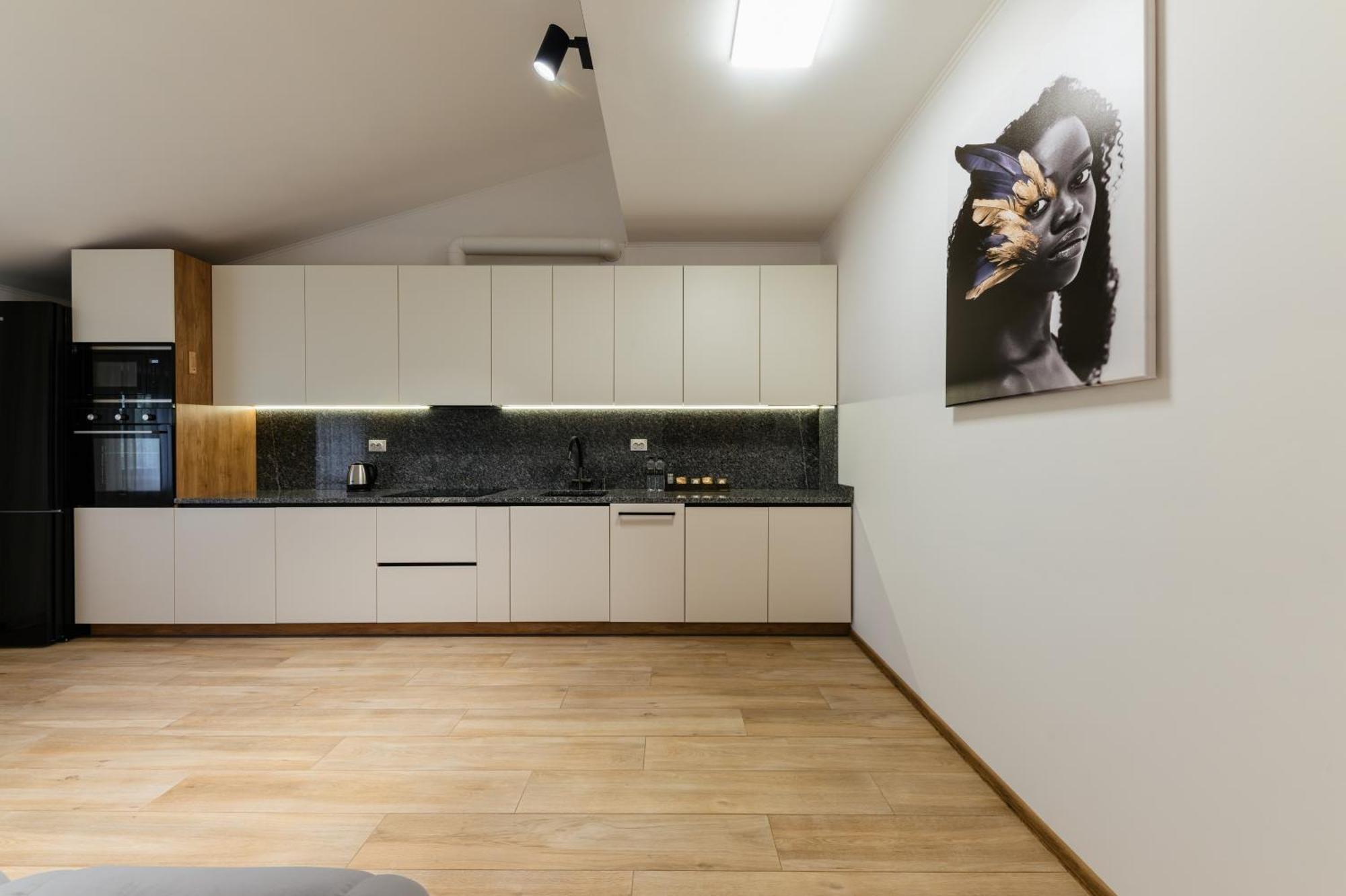 Luxury Apartments Uzhorod מראה חיצוני תמונה