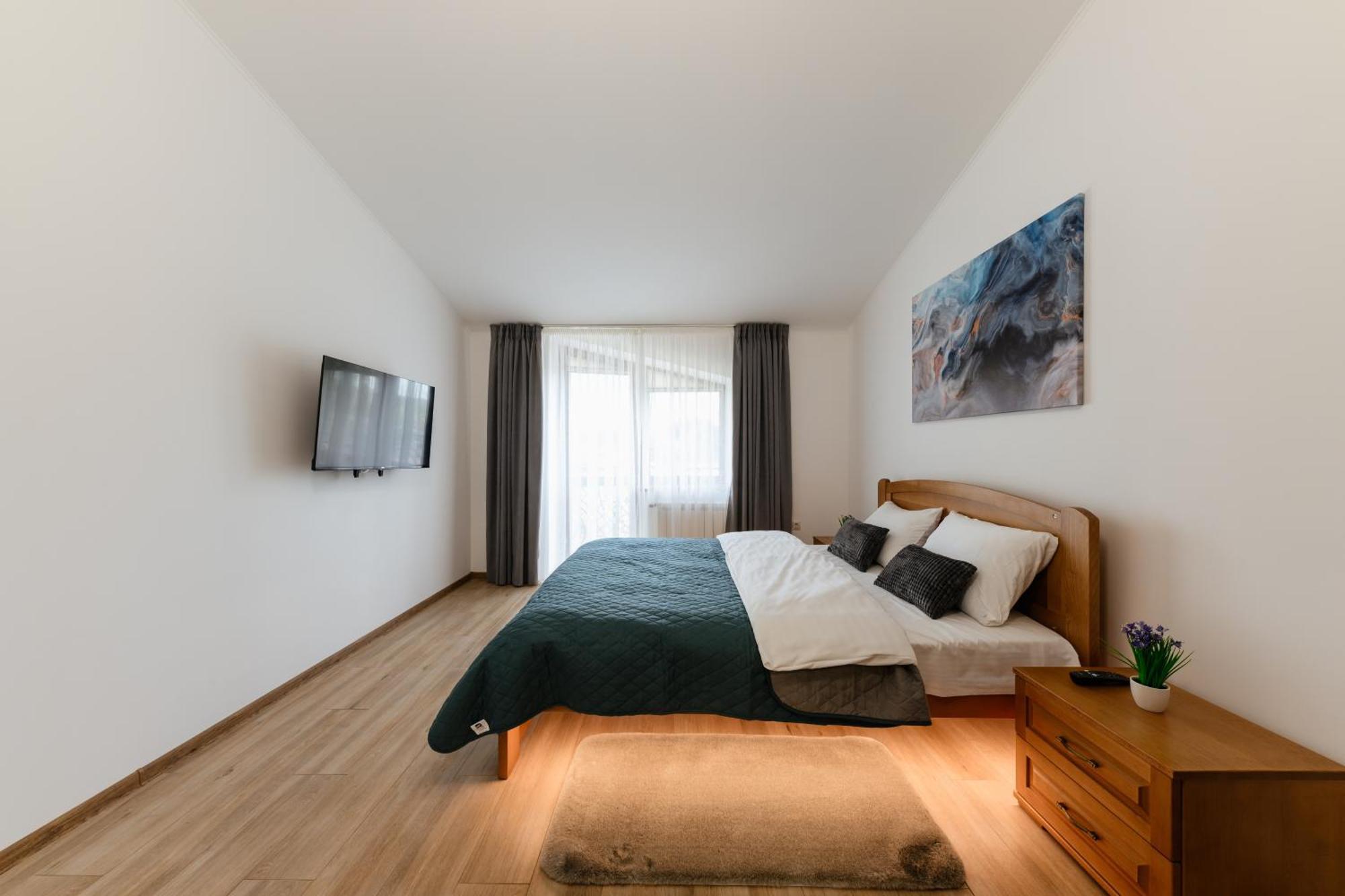 Luxury Apartments Uzhorod מראה חיצוני תמונה
