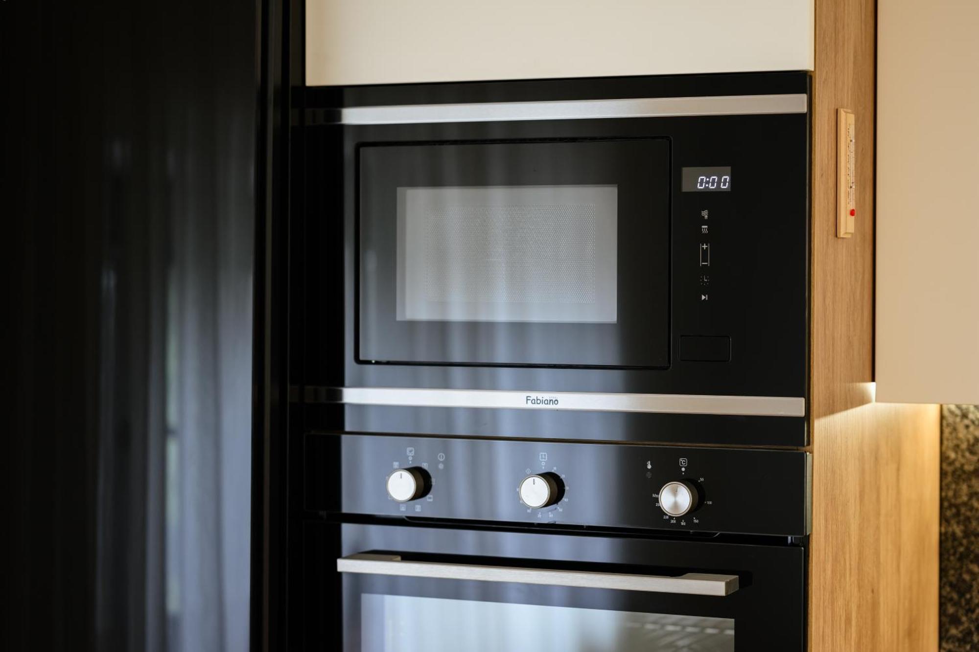 Luxury Apartments Uzhorod מראה חיצוני תמונה