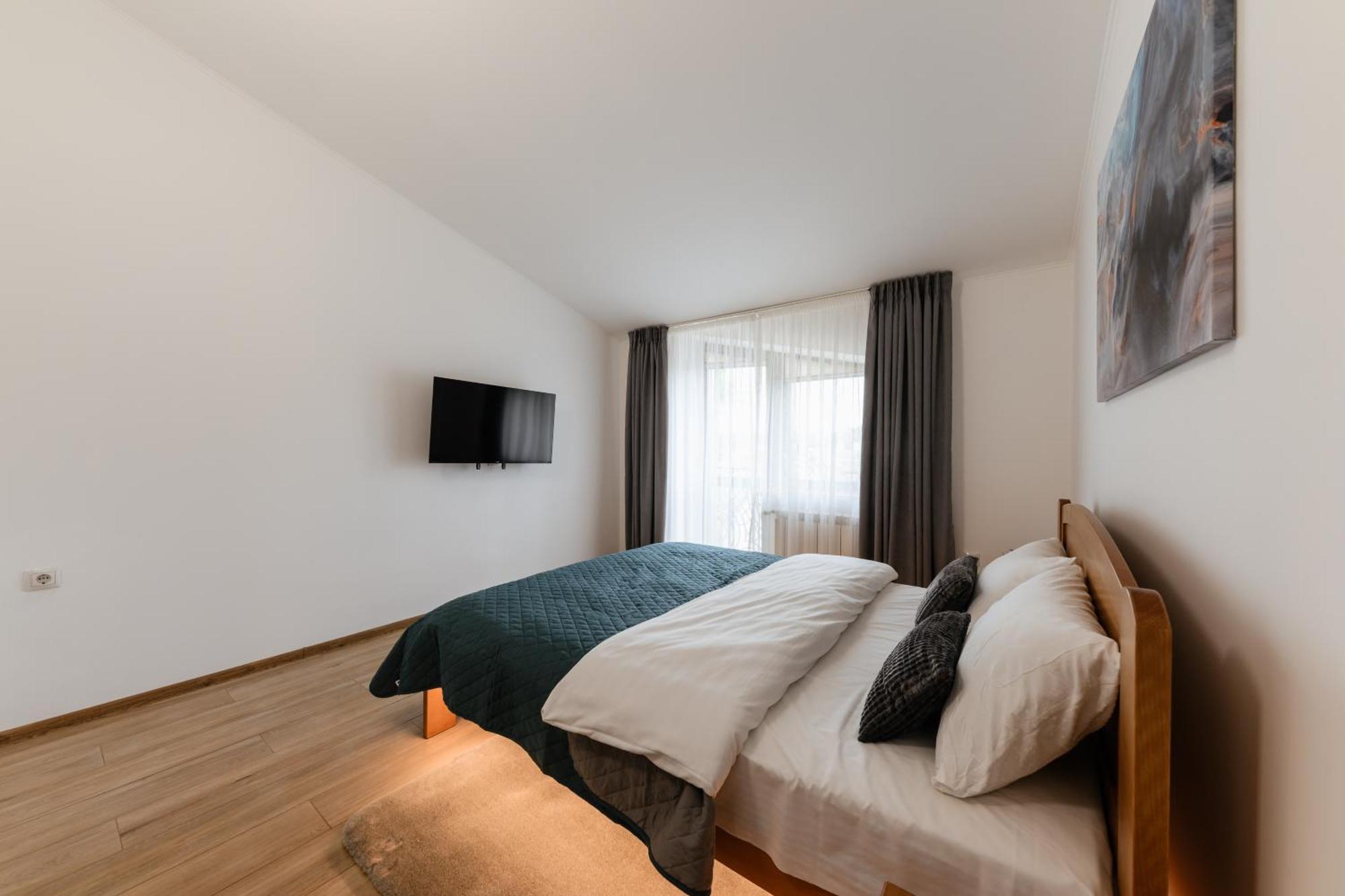 Luxury Apartments Uzhorod מראה חיצוני תמונה