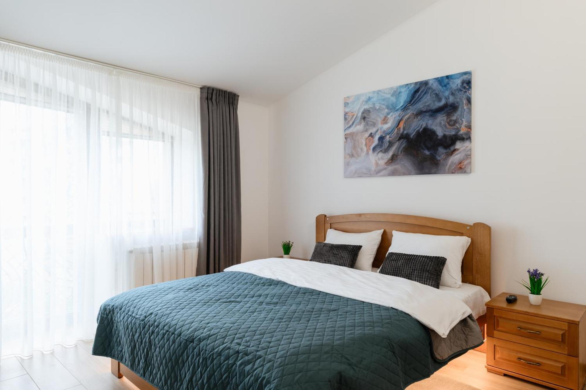 Luxury Apartments Uzhorod מראה חיצוני תמונה