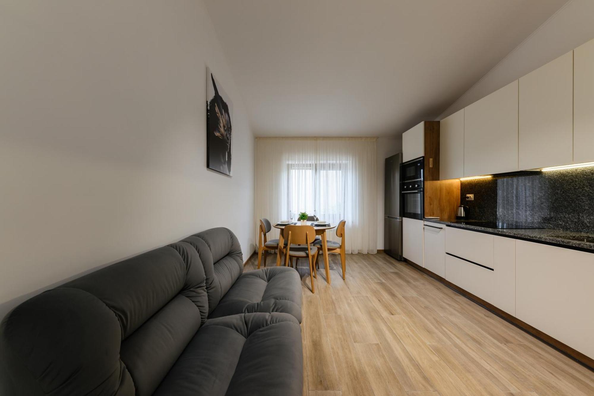 Luxury Apartments Uzhorod מראה חיצוני תמונה