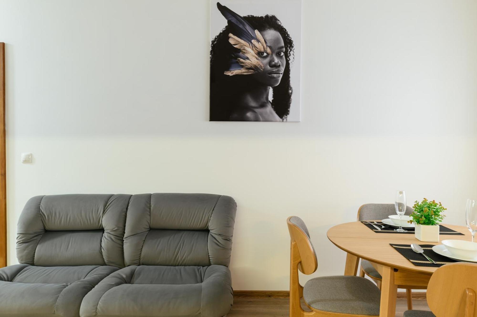 Luxury Apartments Uzhorod מראה חיצוני תמונה