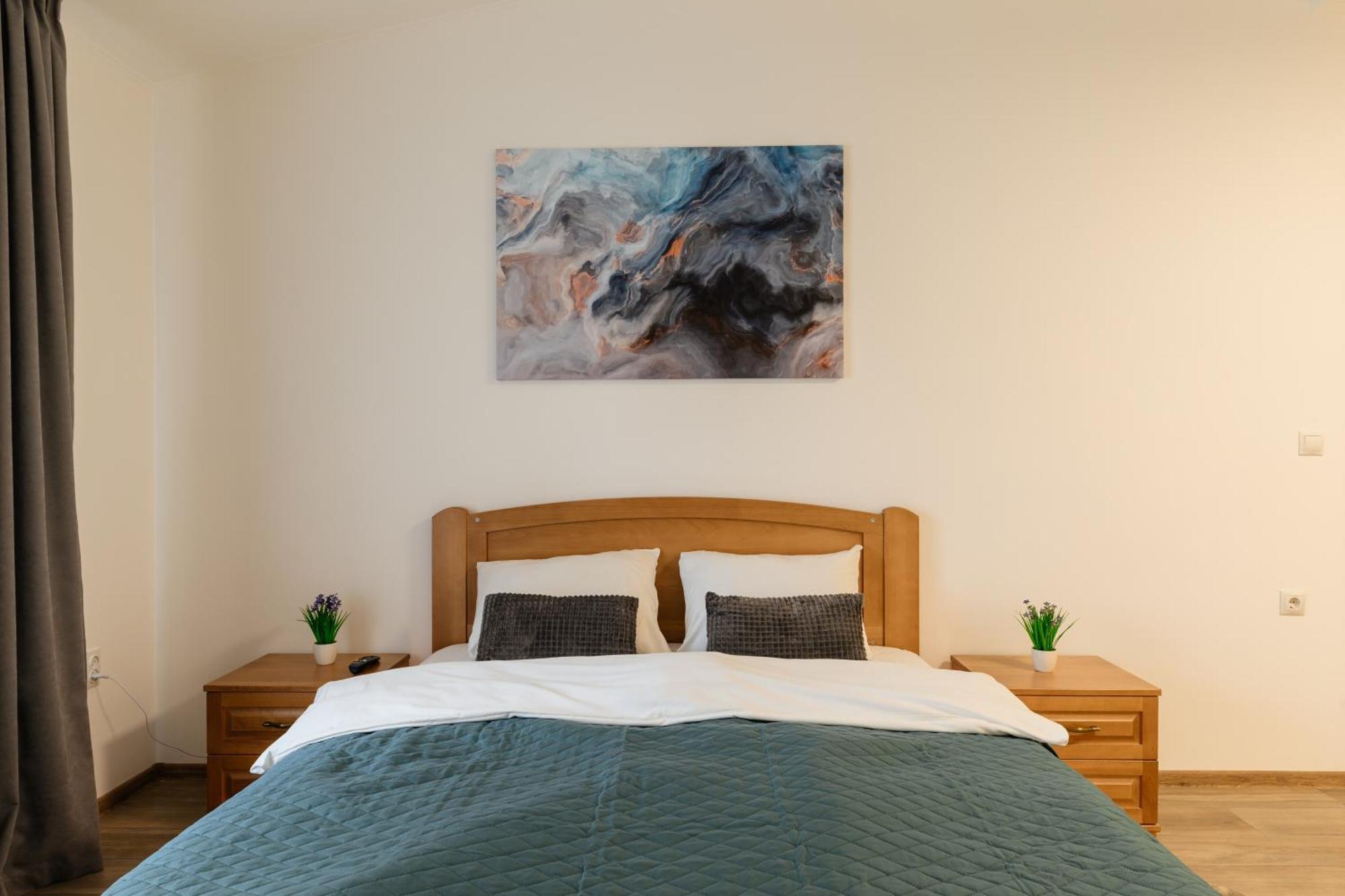 Luxury Apartments Uzhorod מראה חיצוני תמונה